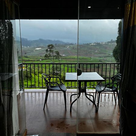 The Wooden Springs Bed & Breakfast อูตี ภายนอก รูปภาพ